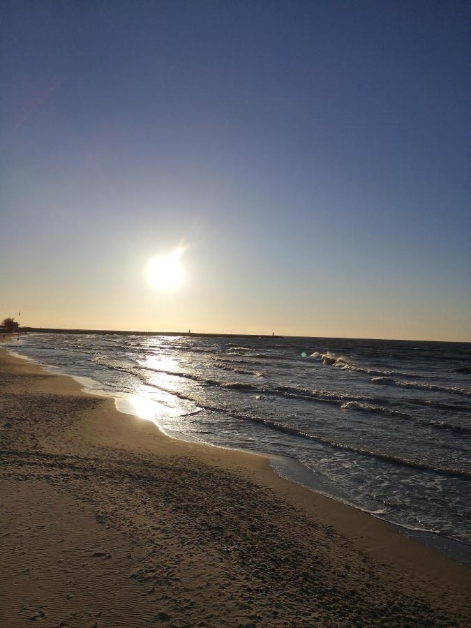 Apartament Piaskowy Sunset Resort Grzybowo  Kültér fotó